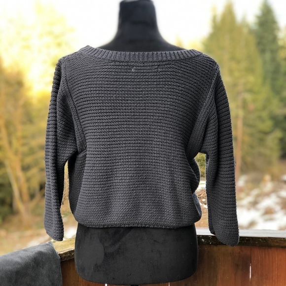 Charcoal gray Crop top sweater - Picture 3 of 4
